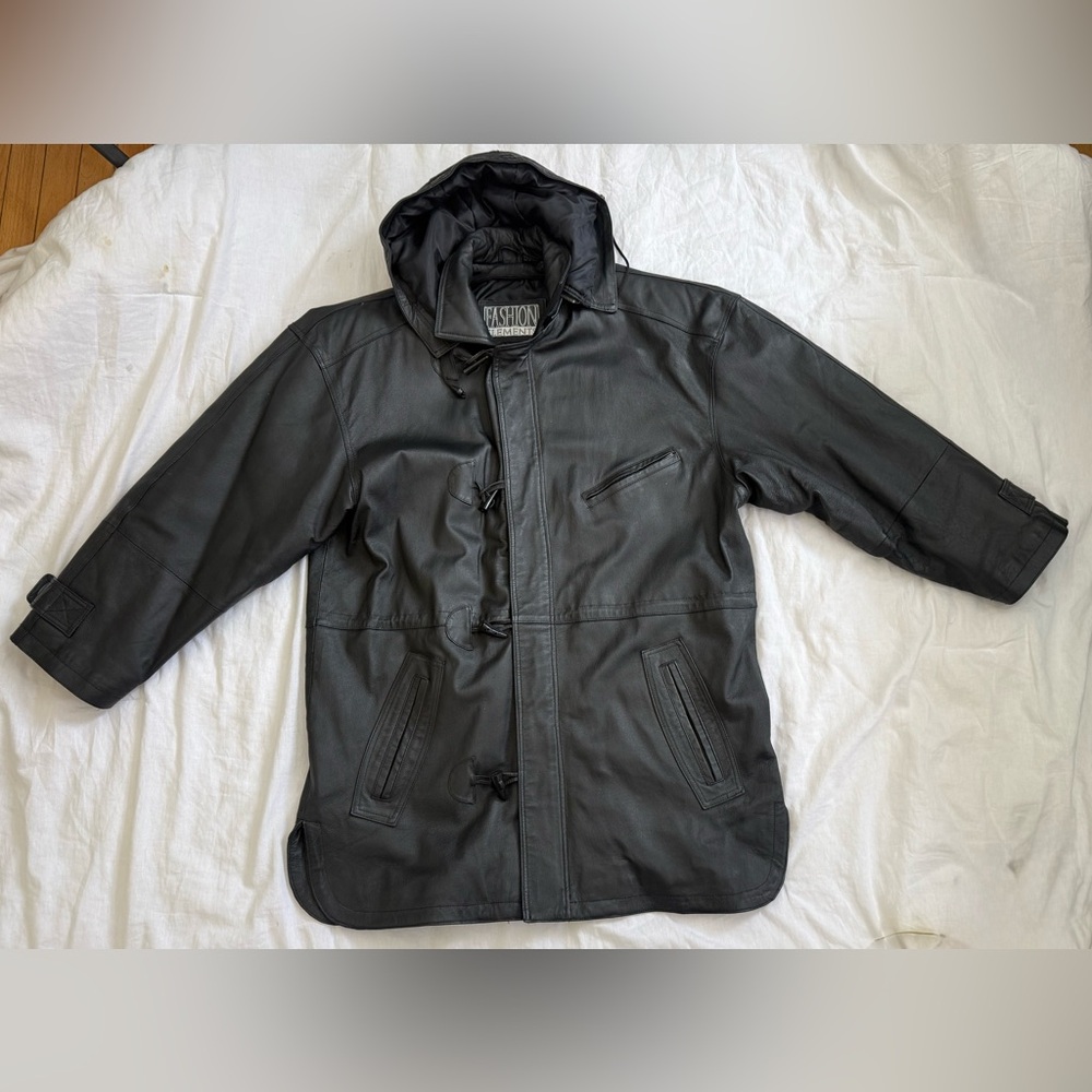 Vintage Retro Women's or Unisex Black Leather Jacket Fashion Elements 80s or 90s